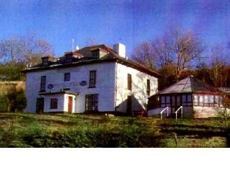 Rhymney House Hotel ケアフィリ エクステリア 写真