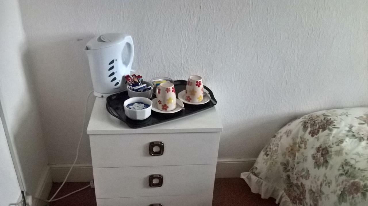 Rhymney House Hotel ケアフィリ エクステリア 写真