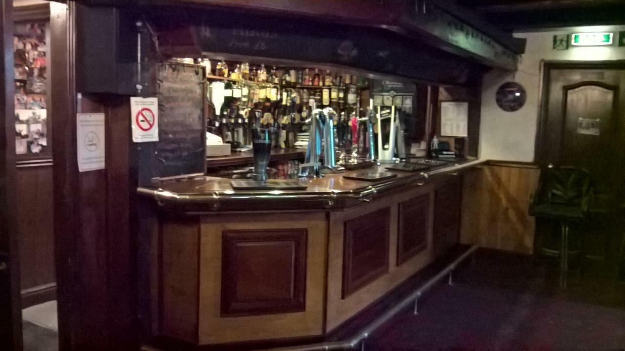 Rhymney House Hotel ケアフィリ エクステリア 写真