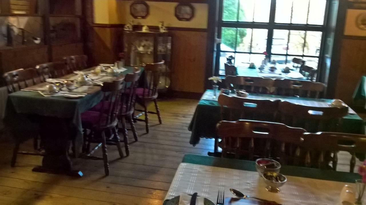 Rhymney House Hotel ケアフィリ エクステリア 写真